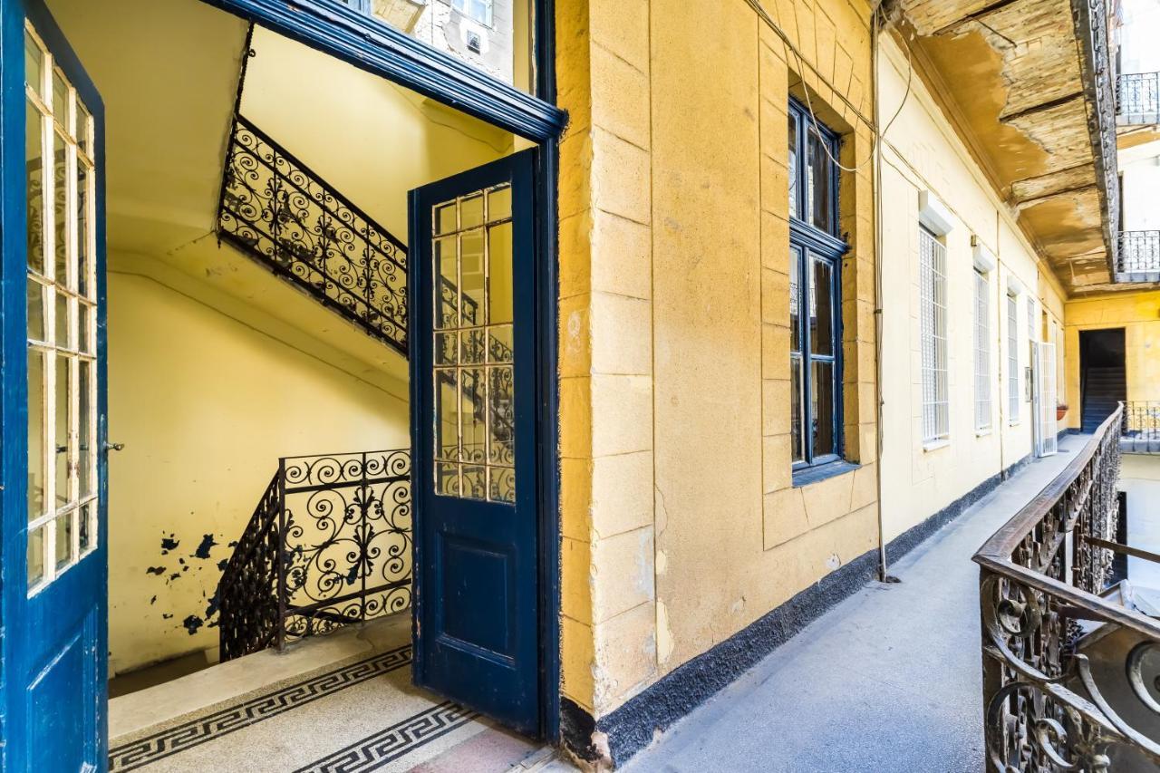 Cosy Studios In The Heart Of The City Budapest Eksteriør bilde