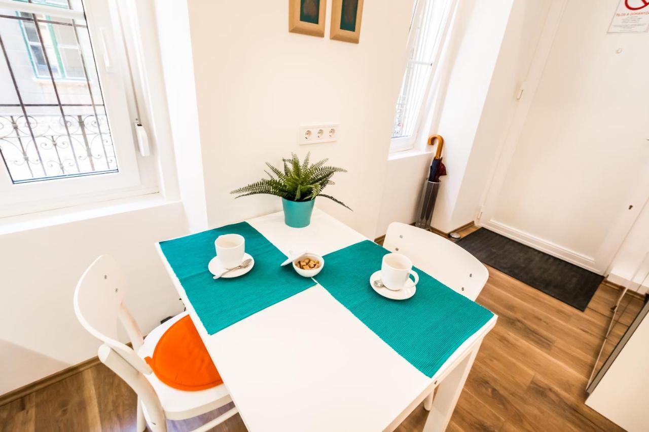 Cosy Studios In The Heart Of The City Budapest Eksteriør bilde