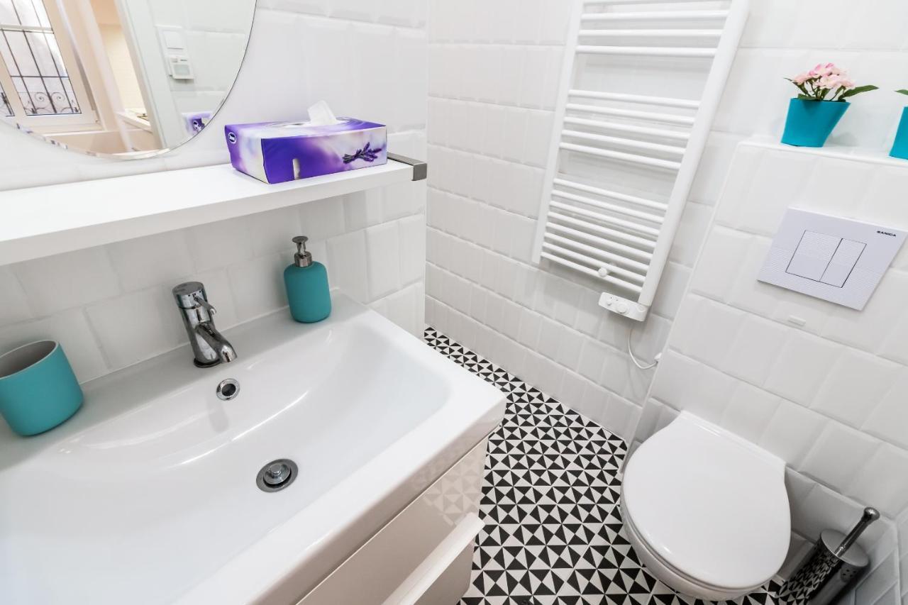 Cosy Studios In The Heart Of The City Budapest Eksteriør bilde