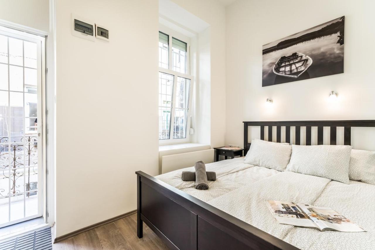 Cosy Studios In The Heart Of The City Budapest Eksteriør bilde